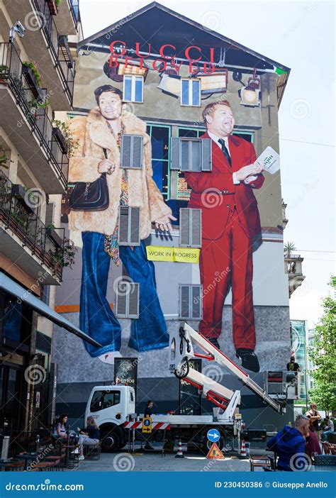 murales gucci milano harry styles|The new Gucci art wall invades the streets of Milan and New York.